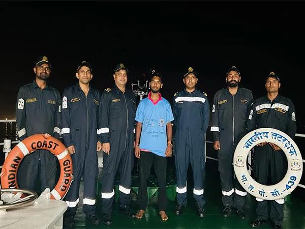 Rescued man with ICG officials