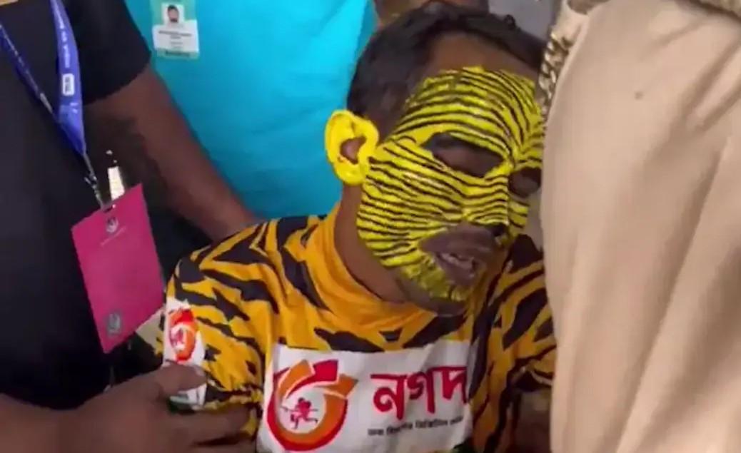 Bangladesh fan beaten