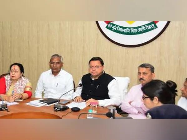 CM Dhami Directs Officials To Contain Wildfire In State