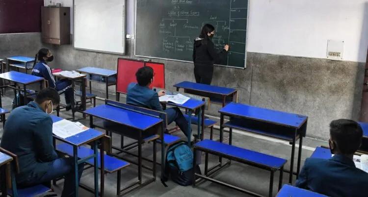 Bihar schools for remaining absent