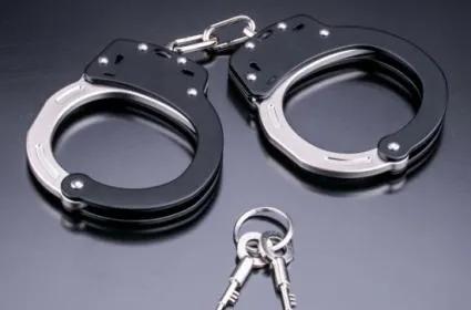 Delhi: Four youths nabbed with illegal weapons, robbery bid foiled