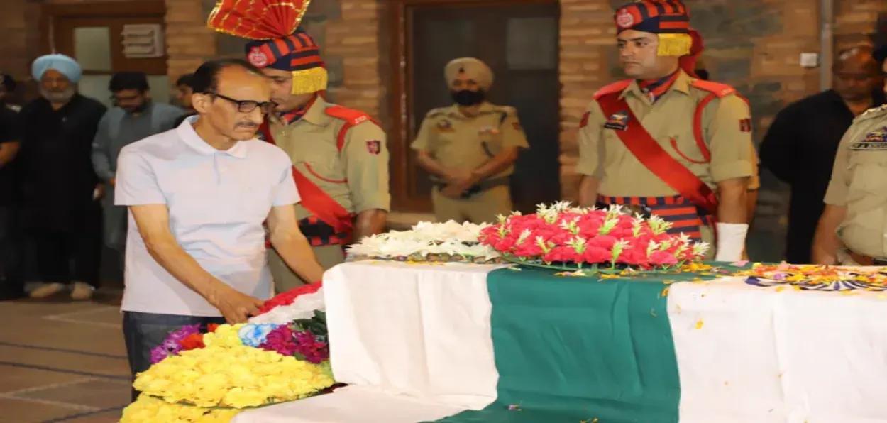 Martyred J&K Police officer’s father defies grief, tears to salute his son