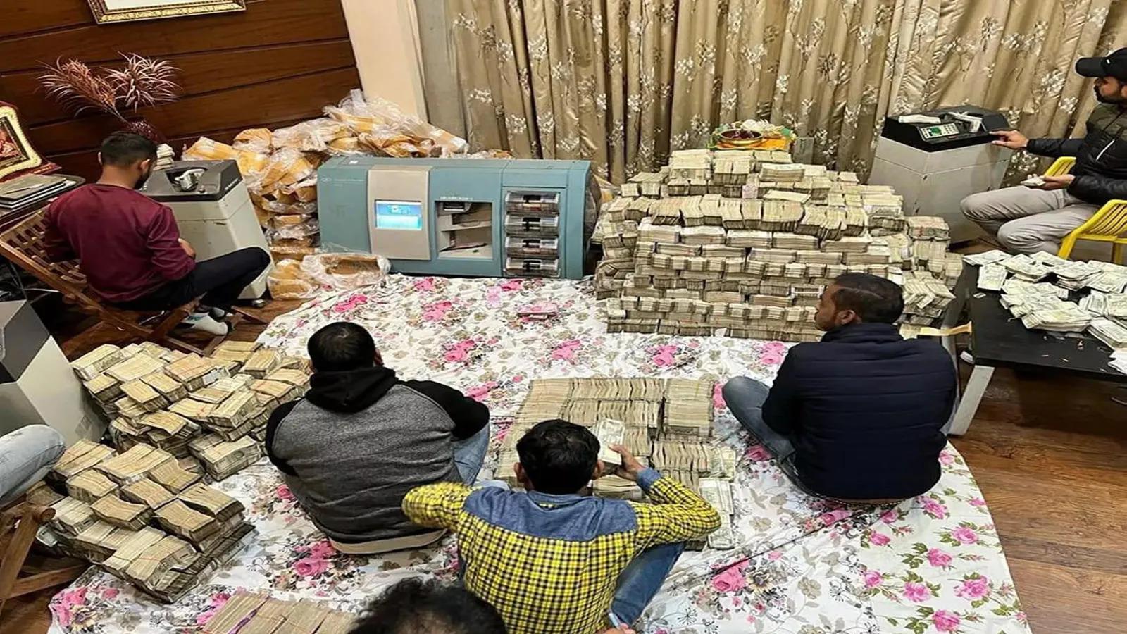 Counting of cash by officials