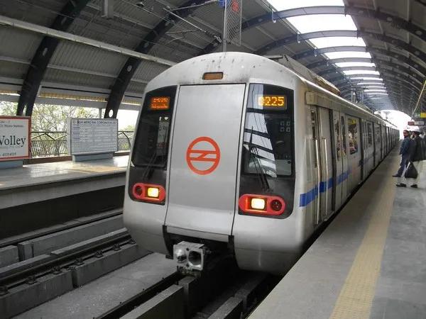 Delhi metro