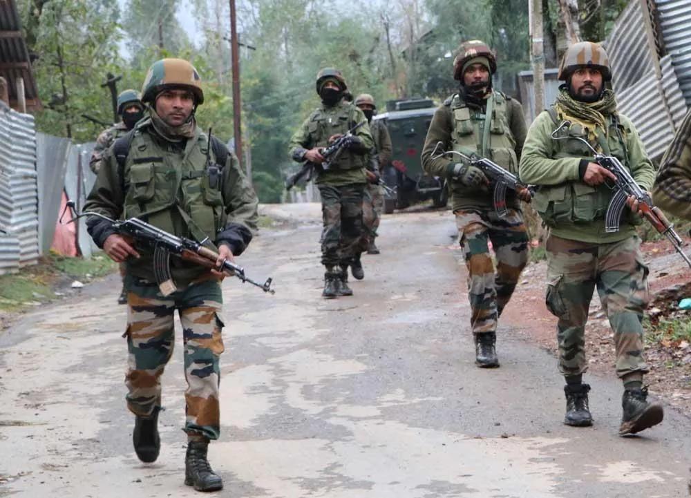 Gunfight breaks out in J&K's Anantnag