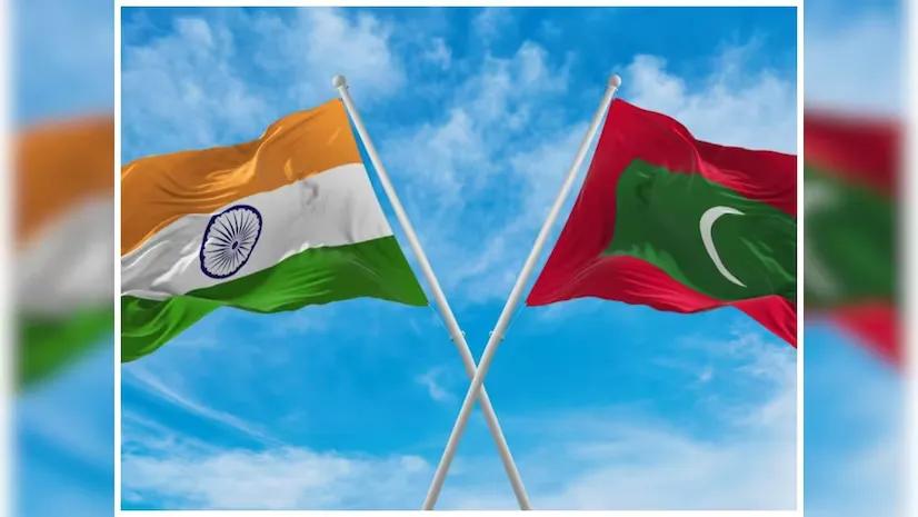 Indian Flag, Maldivian Flag