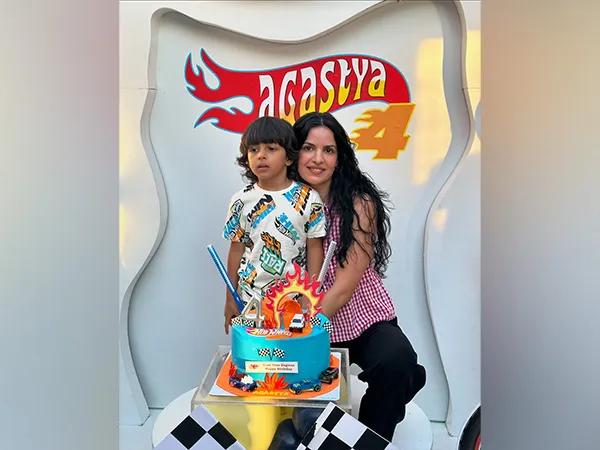 Natasa Stankovic with her son Agastya