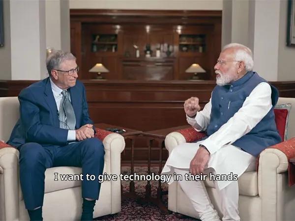 PM Modi with Bill Gates