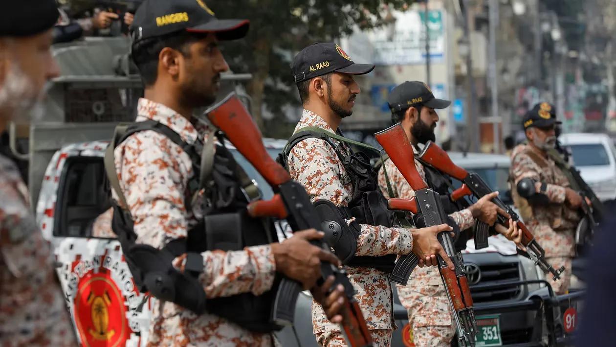 Paramilitary soldiers in Karachi