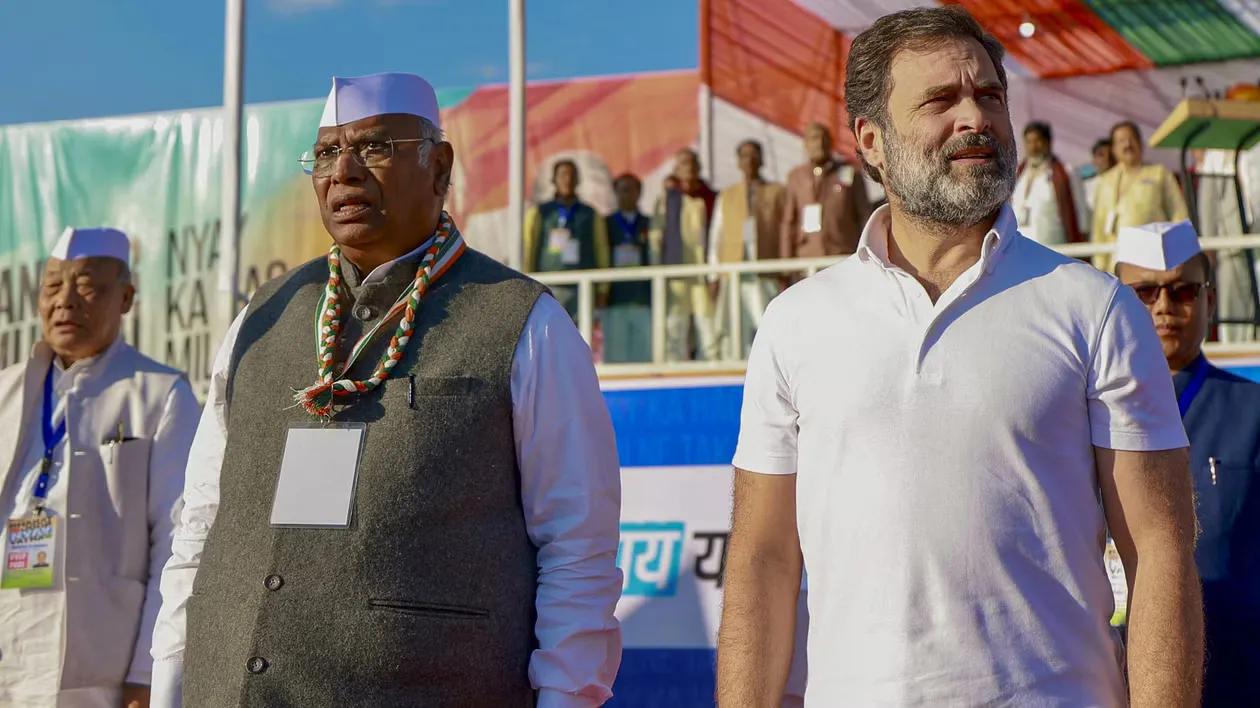 Rahul Gandhi with Mallikarjun Kharge