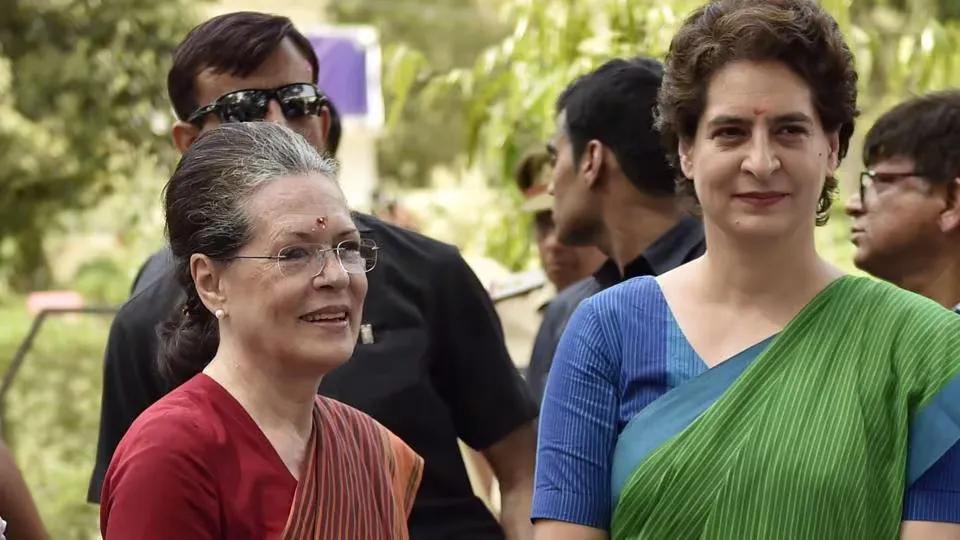 Sonia Gandhi Priyanka Gandhi Vadra