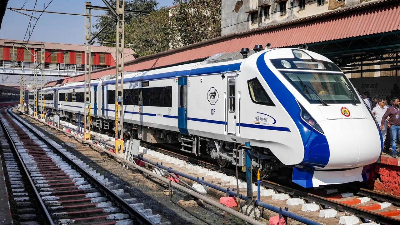 Hyderabad-Bengaluru Vande Bharat Express from next week