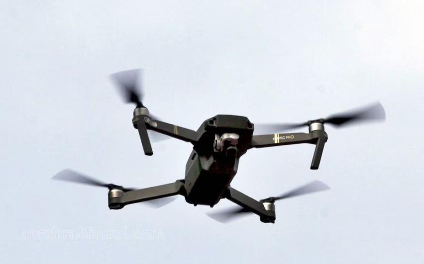 drone carrying heroin