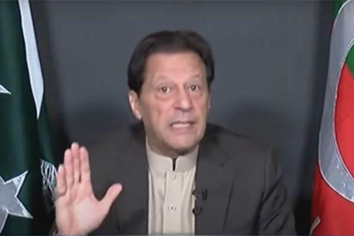 Imran leaves for Islamabad for Toshkhana case hearing