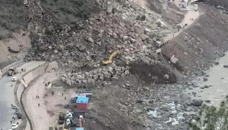 Jammu-Srinagar National Highway closed due to landslide
