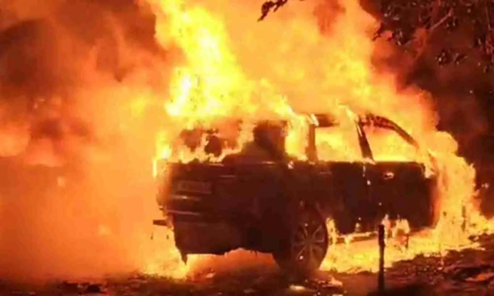 Three SUVs gutted in fire