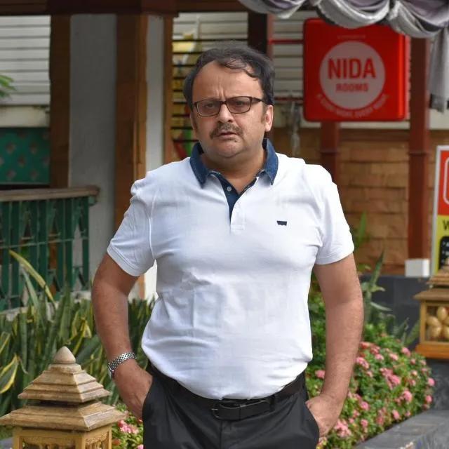 Vivek Shukla