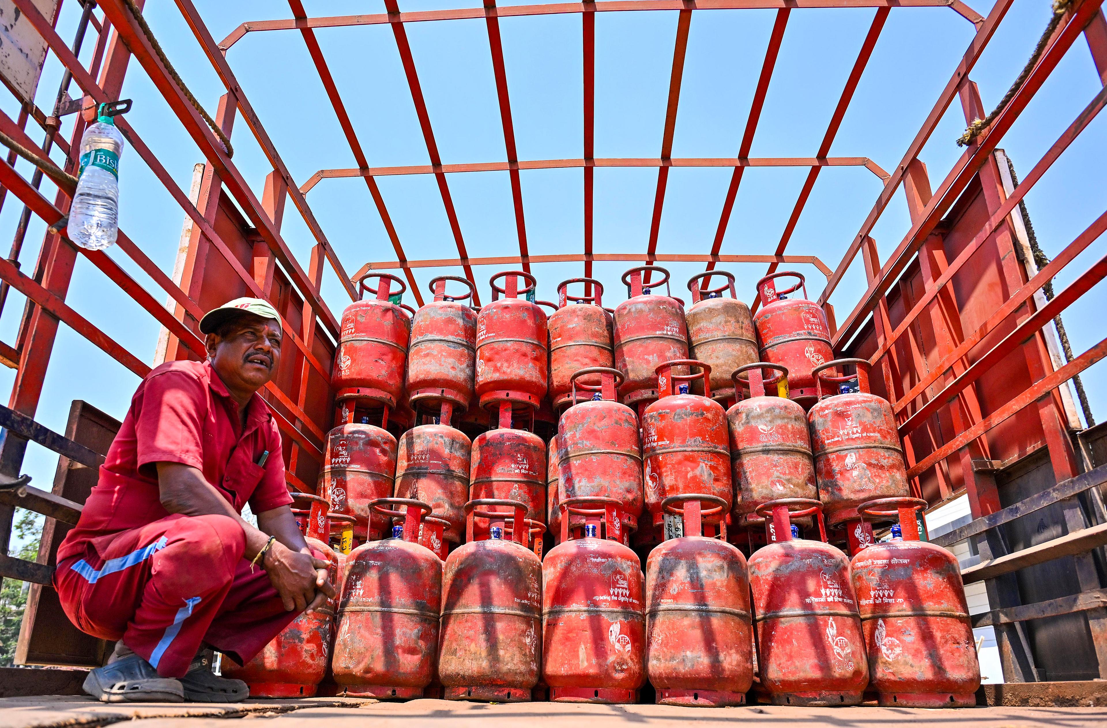 Indian refineries increase LPG production by 36 per cent to plug import gap