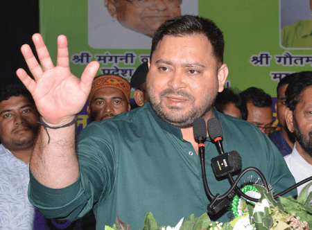 Patna administration sends second reminder to Tejashwi Yadav over dual EPIC numbers