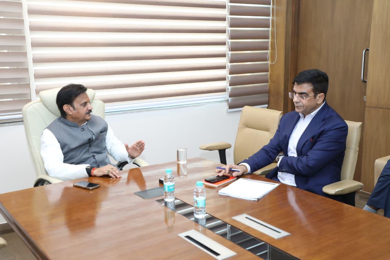 Deputy CM Shukla pulls up officials over delay in Gurh water project in MP