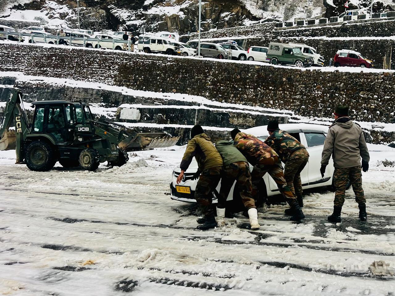 Indian Army rescues 46 stranded tourists in East Sikkim under 'Op Himrahat'