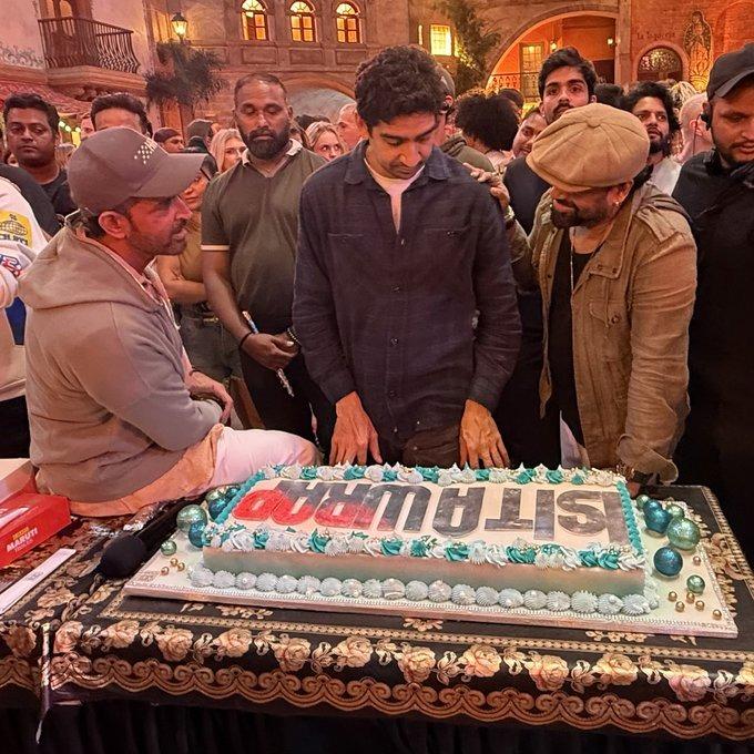 Hrithik Roshan feels a mixed bag of emotions as he concludes 'War 2' shoot after 149 days of hardwork