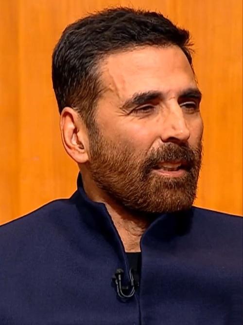 Bollywood celebs Akshay Kumar, Suniel Shetty & others extend Hanuman Jayanti wishes