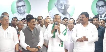 Nishant Kumar joins JD(U), says will work in Bihar under his father's guidance