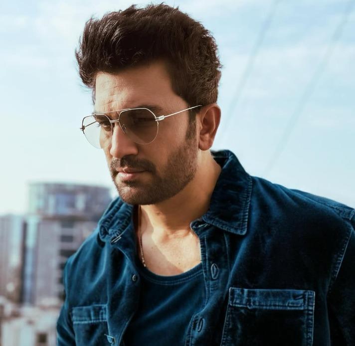 Sharad Kelkar speaks up on sense of power that comes with uniform