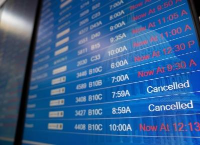 Chemical odour halts Washington-area flights