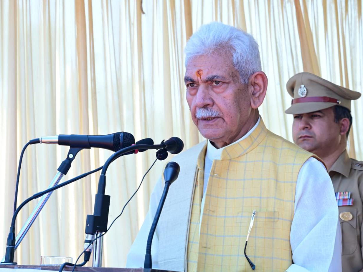 J&K L-G Manoj Sinha condoles demise of former DGP
