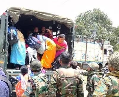Manipur: Army apprehends