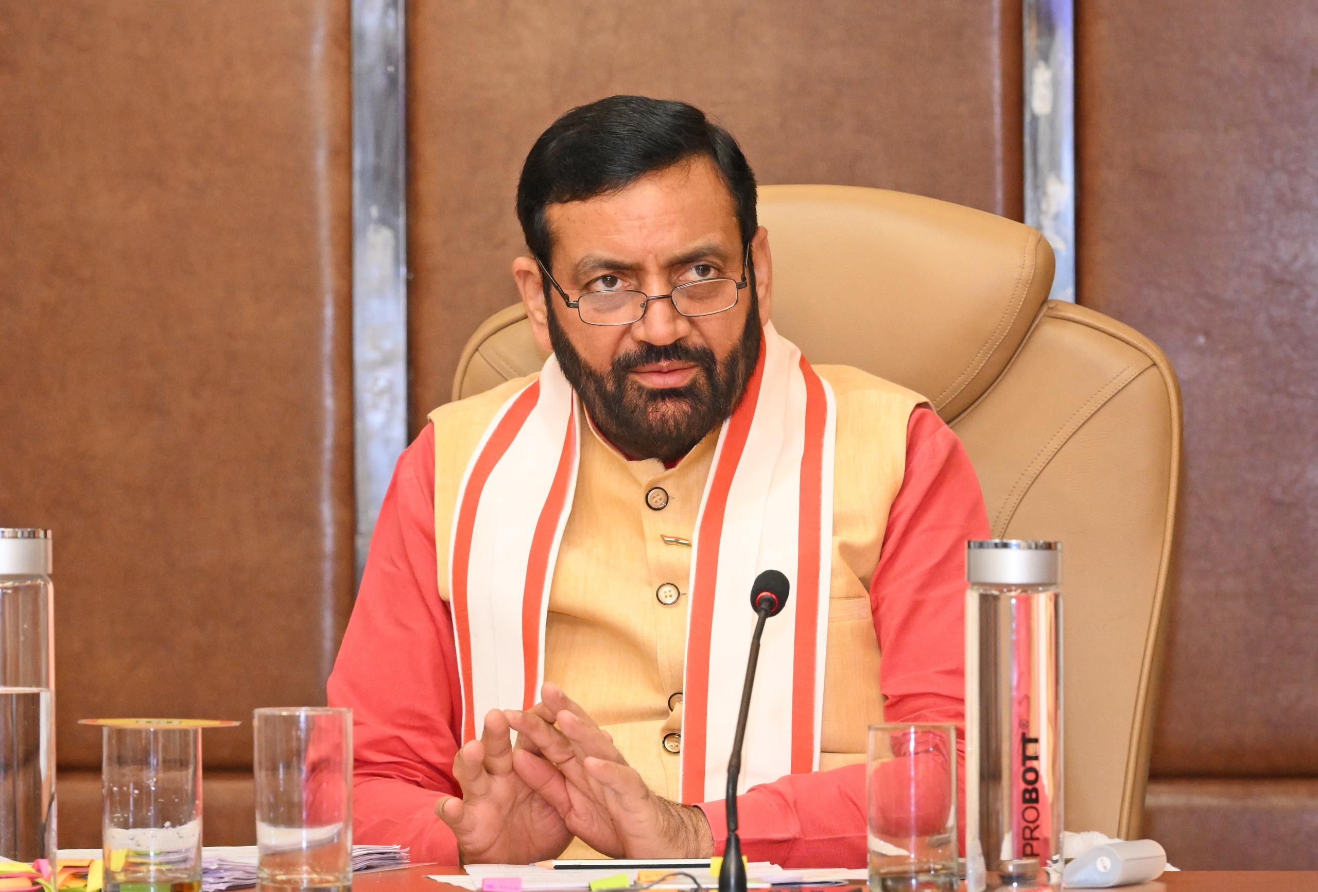 Haryana CM directs officials to ensure transparency in tendering process of development projects