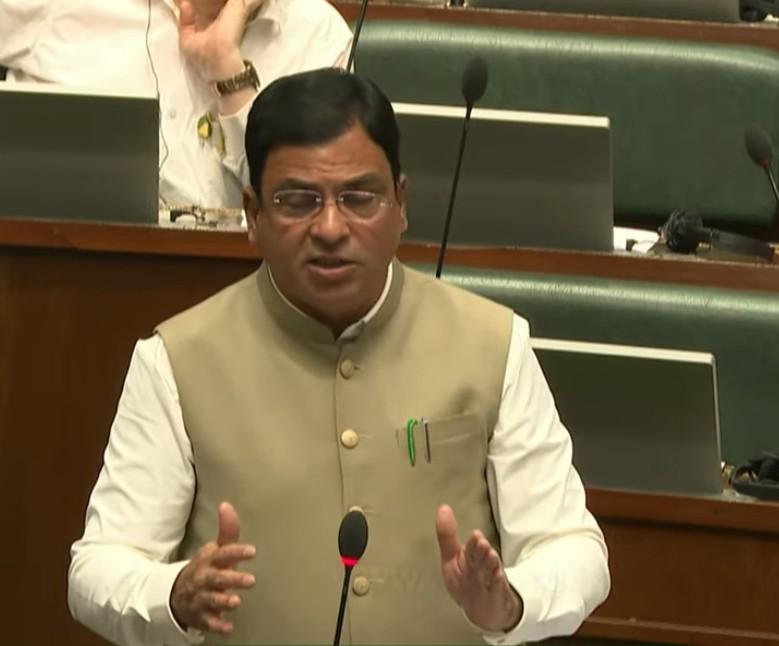 Maharashtra public debt set to climb to Rs 9.32 lakh crore