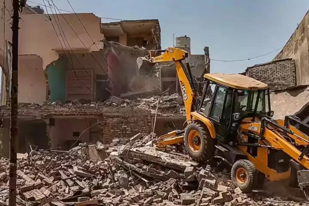 Contempt petition in SC over demolition in Gujarat