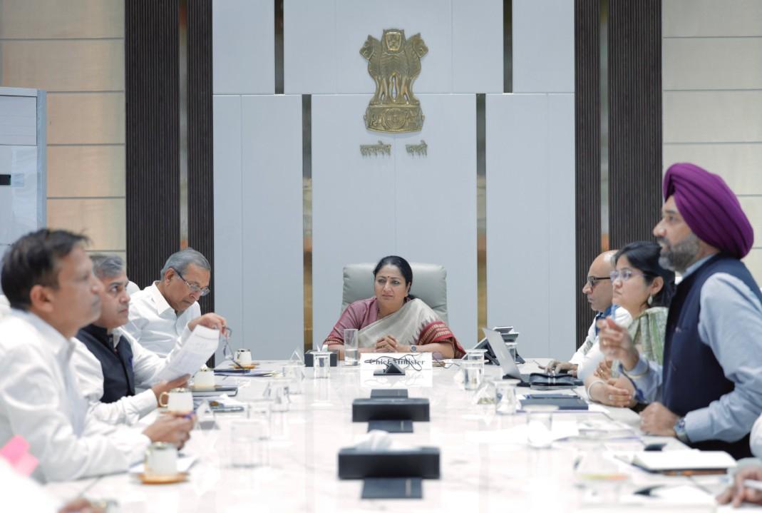 Delhi CM Rekha Gupta reviews development projects valued at Rs 3,786 crore