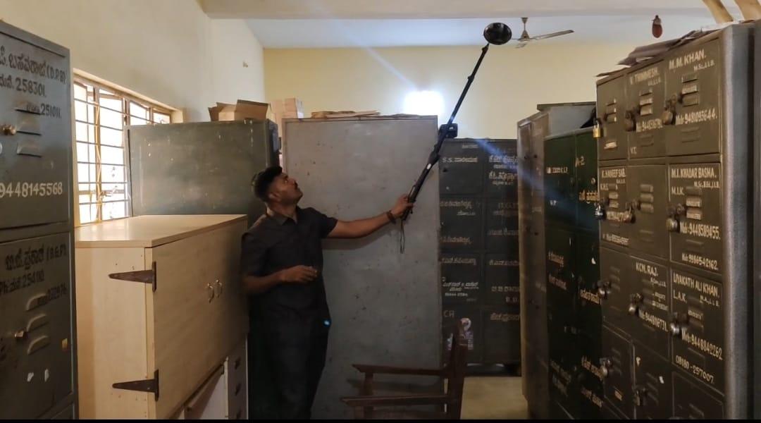 Bomb threat emails to four Karnataka courts disrupt proceedings, searches launched