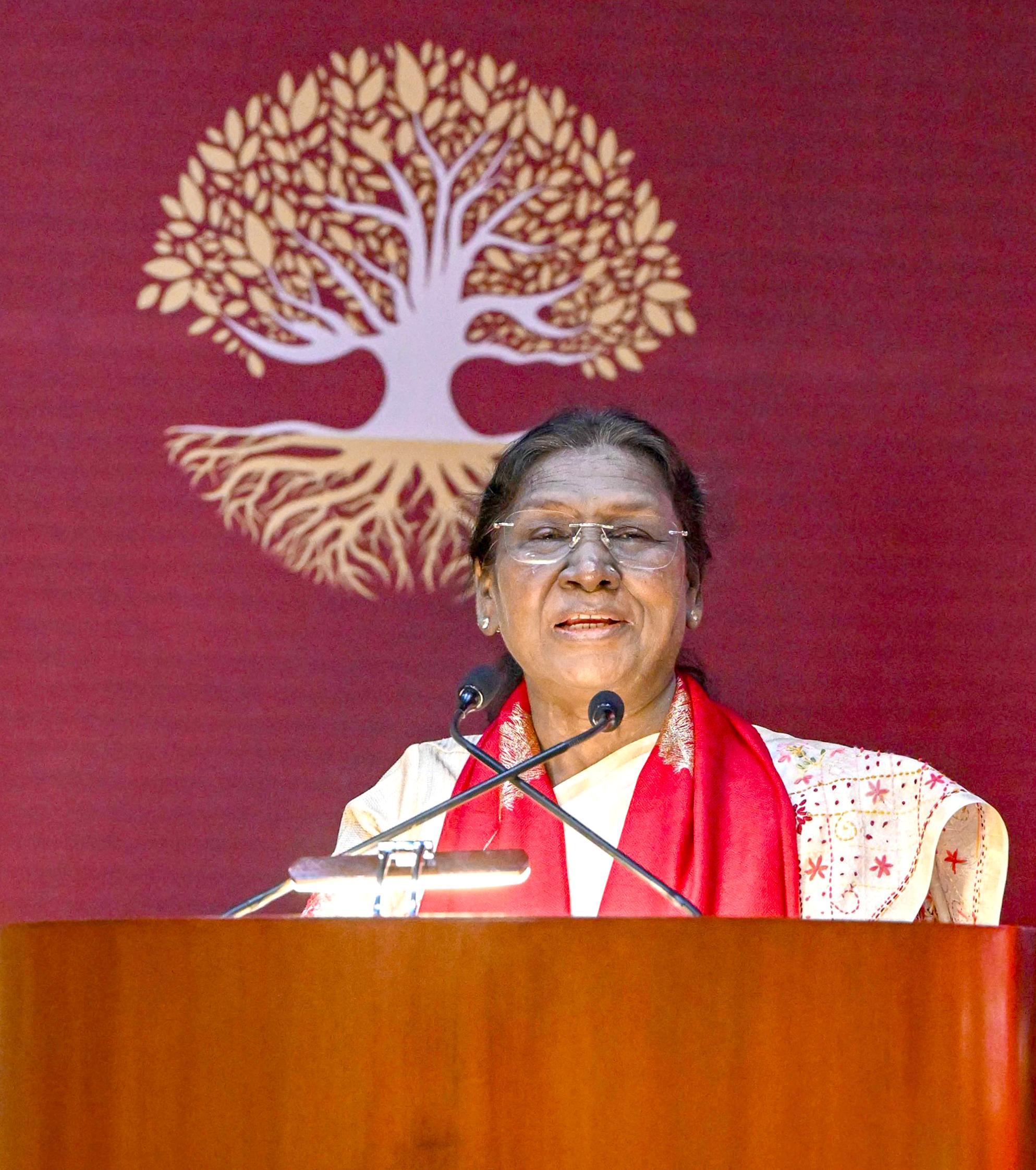 President Murmu highlights efforts to expand footwear sector