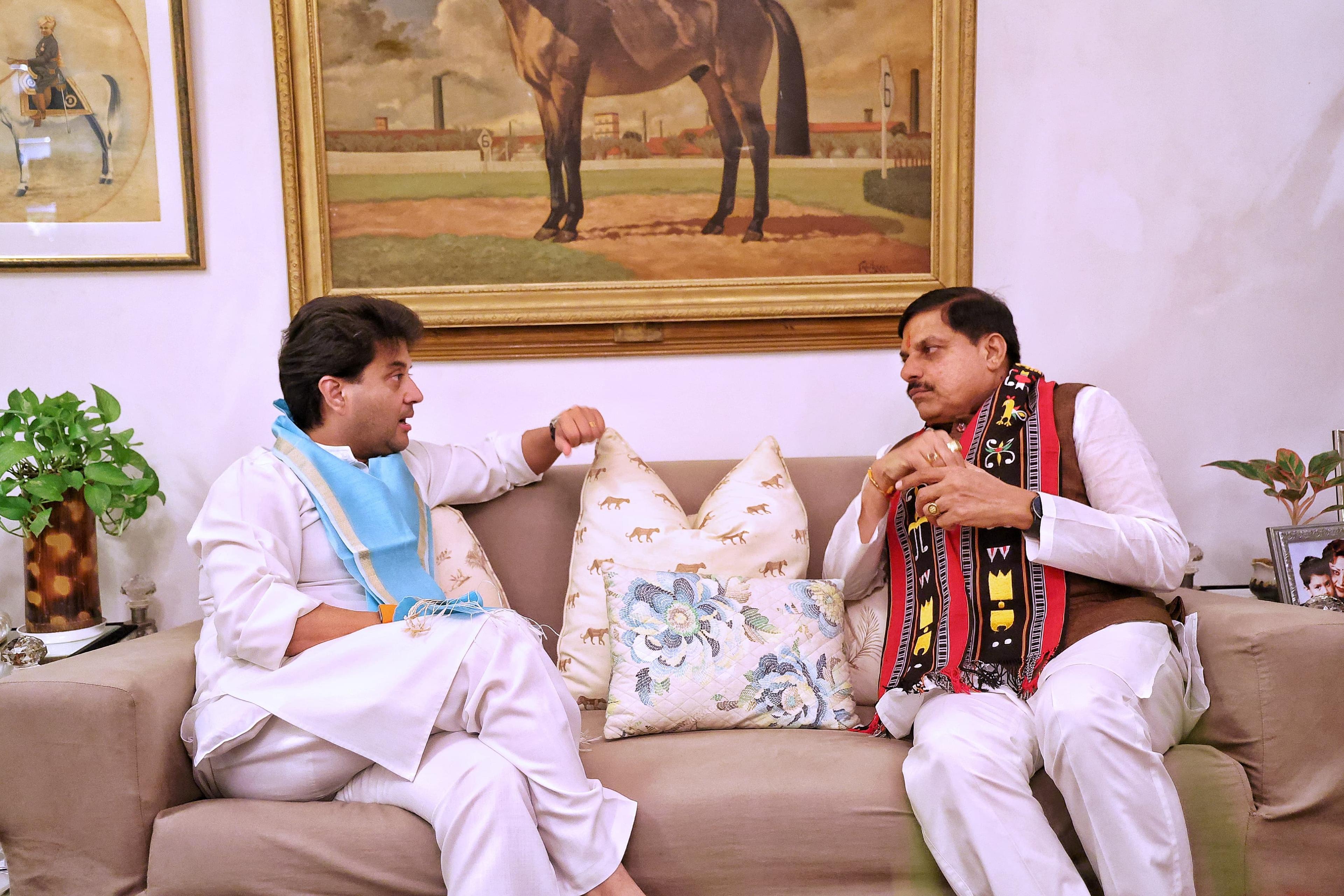 CM Mohan Yadav meets Union Minister Scindia in Delhi, discuss flood situation in MP