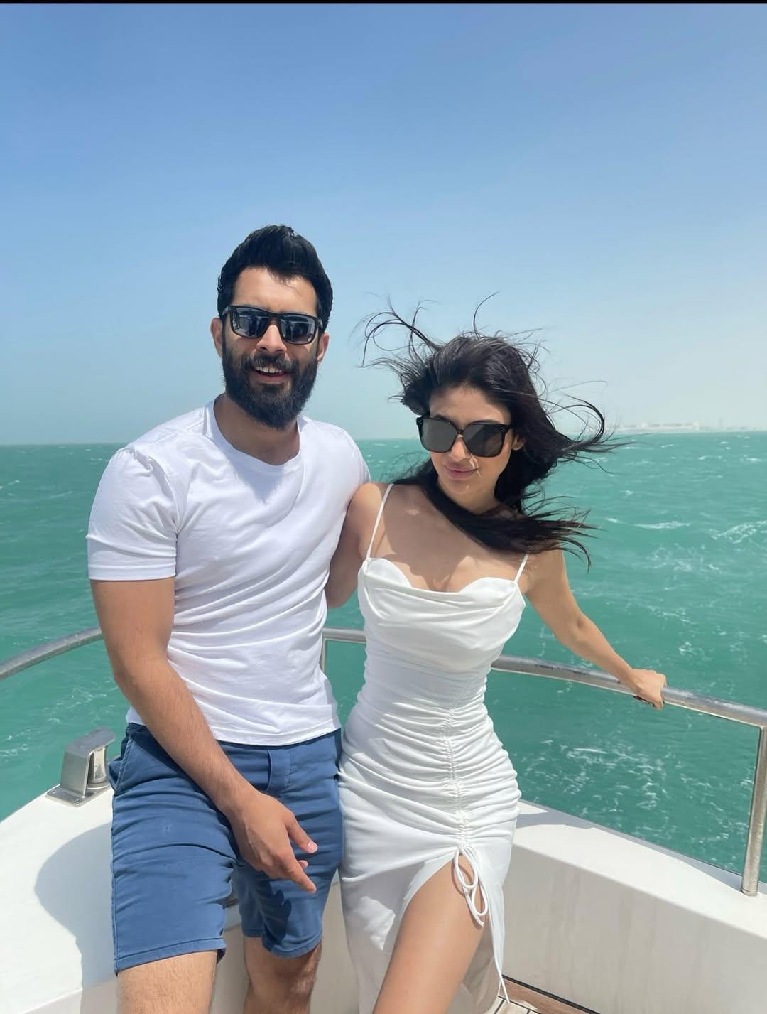 Mouni Roy pens romantic birthday note for hubby Suraj Nambiar