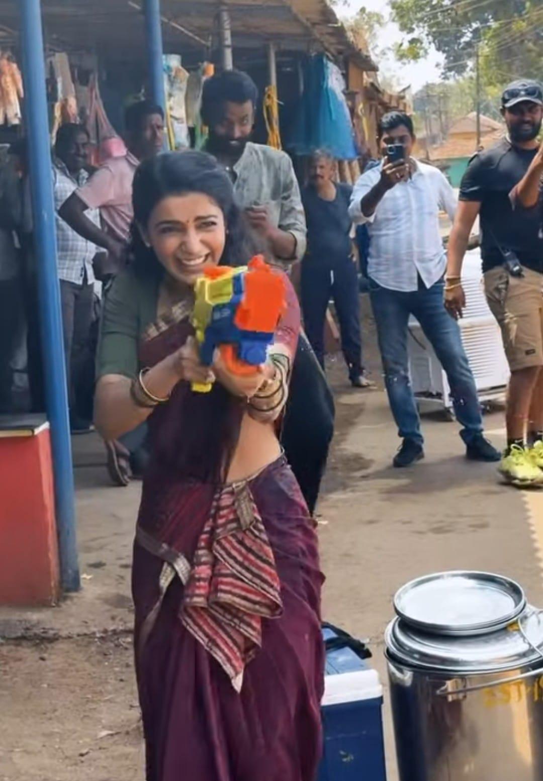 Samantha Ruth Prabhu plays Holi on the sets of 'Maa Inti Bangaaram'