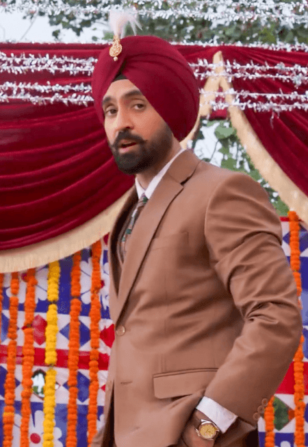 Varun Dhawan's bromance with Diljit Dosanjh: Actor recollects singing Punjabi superstar's songs in front of the singer himself