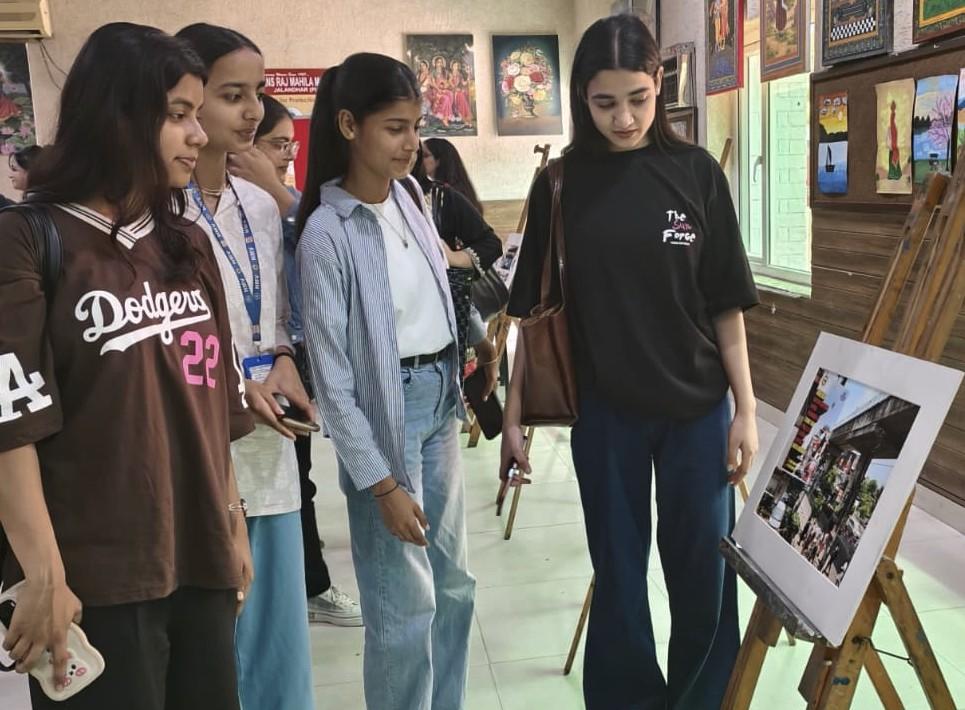 Photo exhibition on visa fraud by British High Commission in Jalandhar