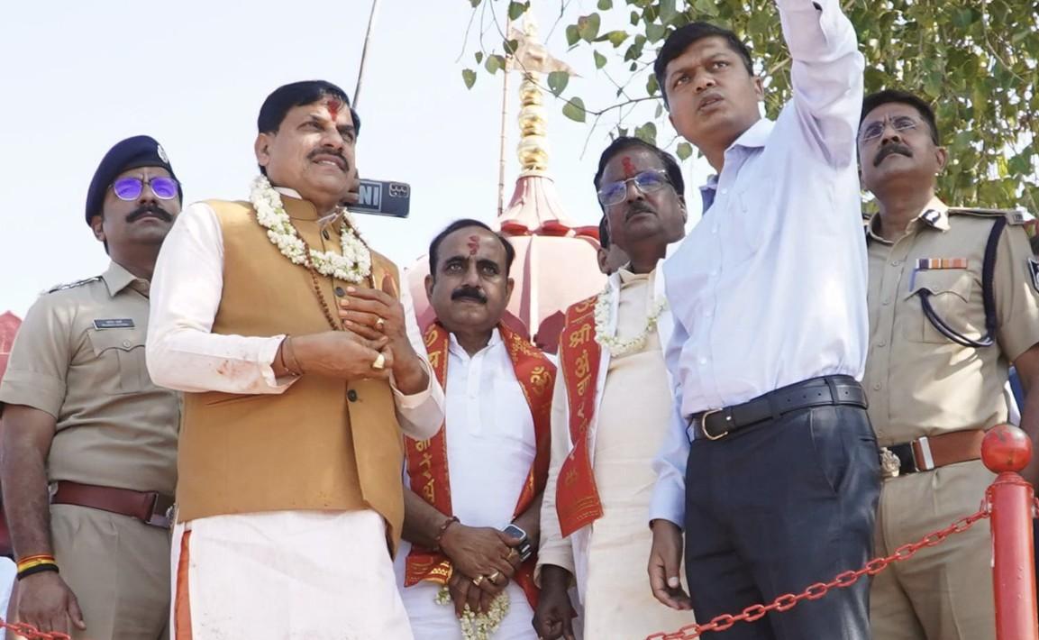 MP CM inaugurates Hanuman Lok, says govt moving from Sankalp to Siddhi