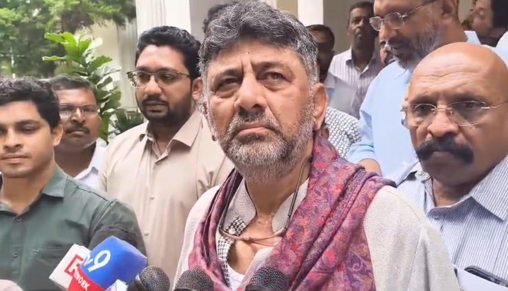 'Govt property, open to all': Karnataka Dy CM Shivakumar doubles down on Chamundi Hills non-exclusivity stand (Lead)