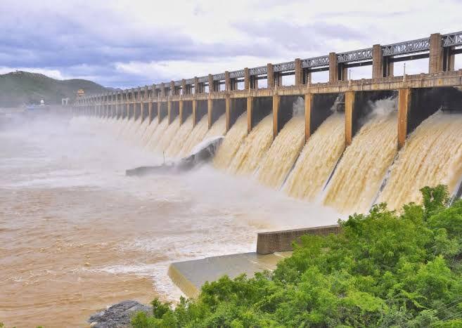 Cauvery water release from Mettur dam increased to save crops in TN's delta