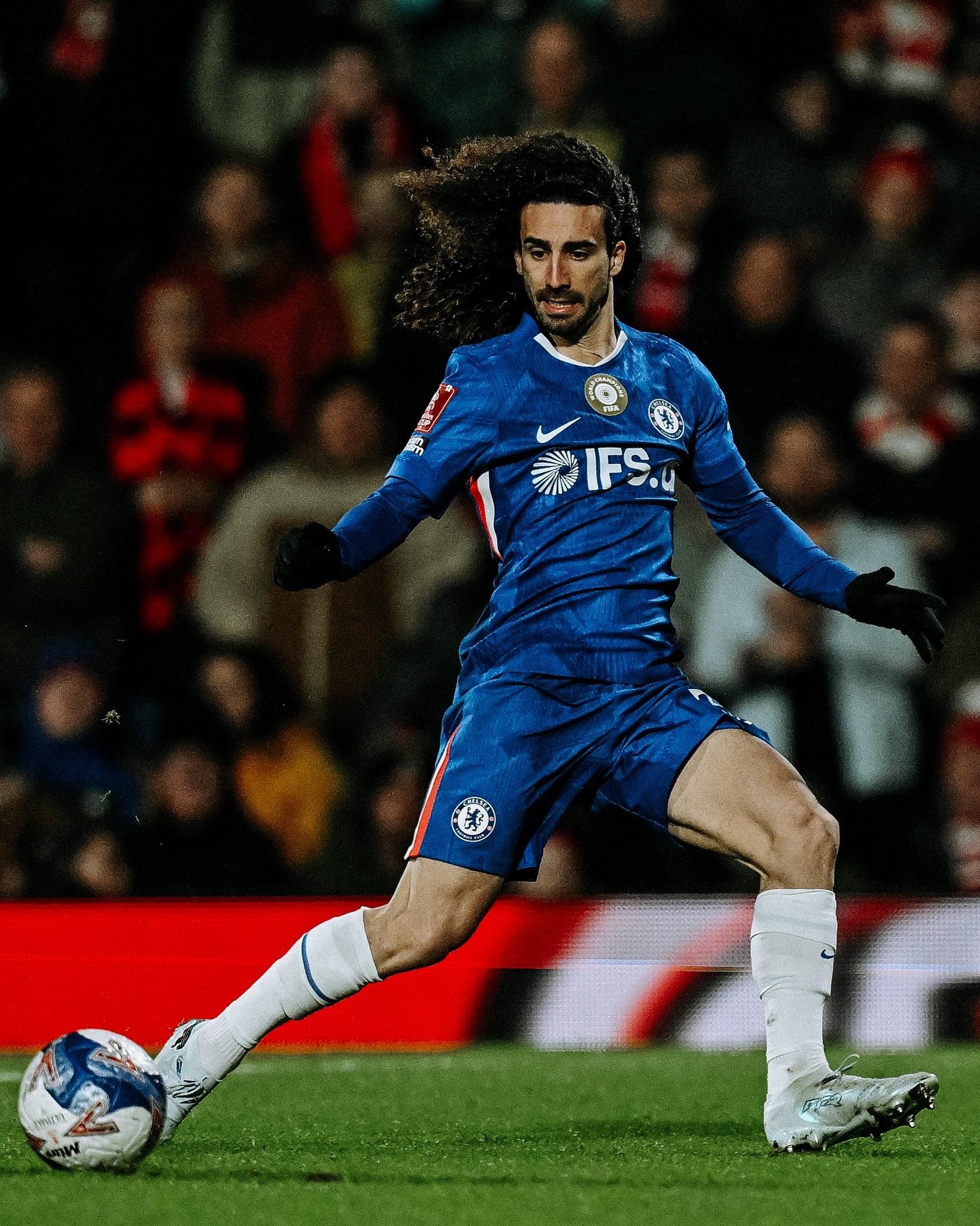 Chelsea defender Cucurella open to Barcelona return