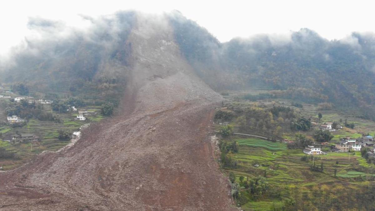 Landslide in Sichuan's Jinping Village