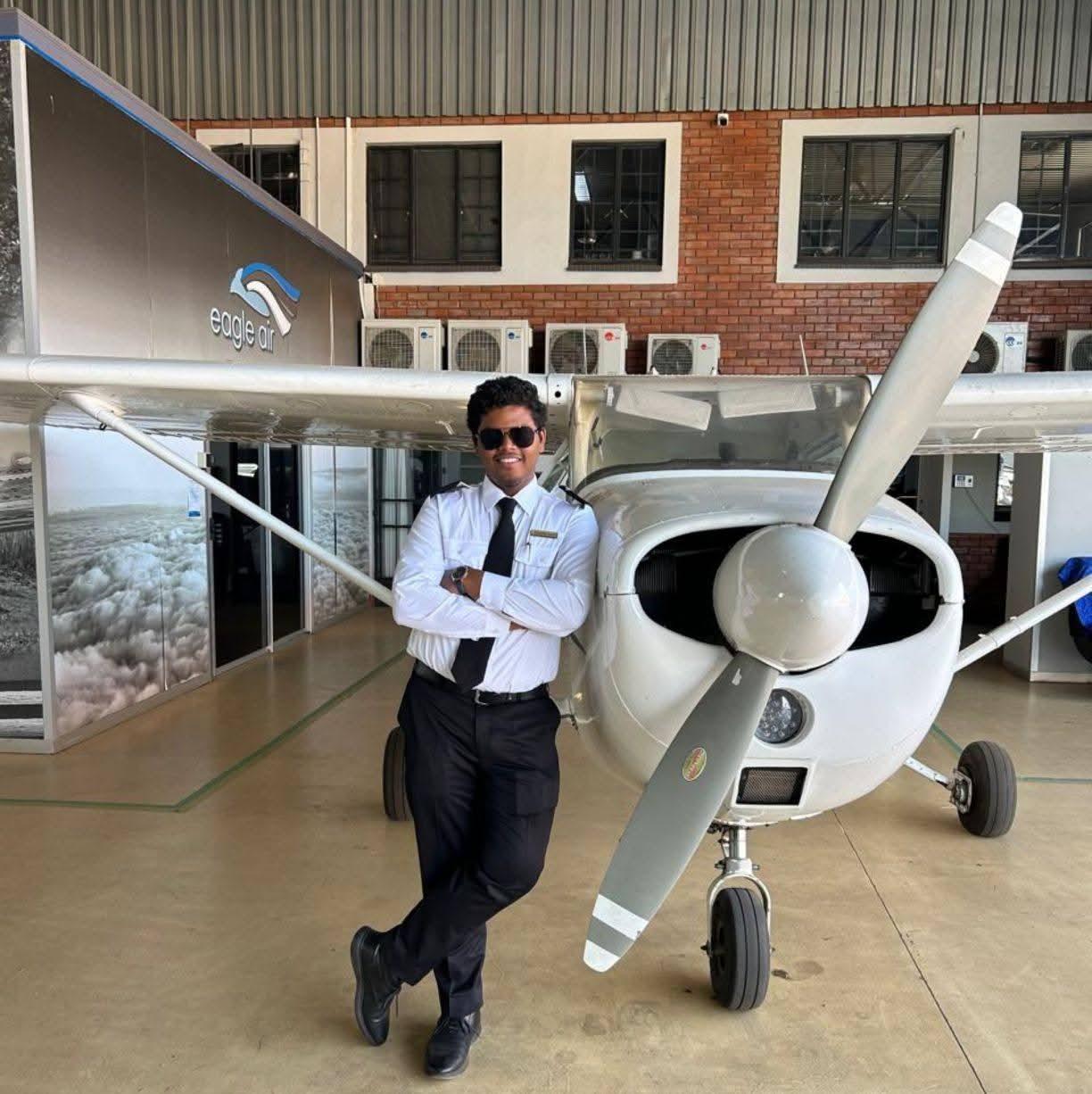 Aspiring pilot's body found in Kolkata home, police probe underway