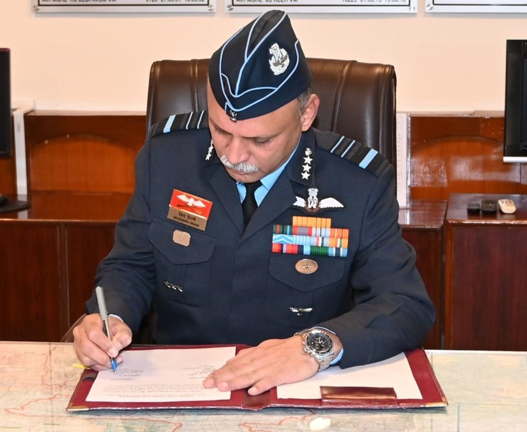 Air Marshal Devendra Hirani takes over as Senior Air Staff Officer at Eastern Air Command